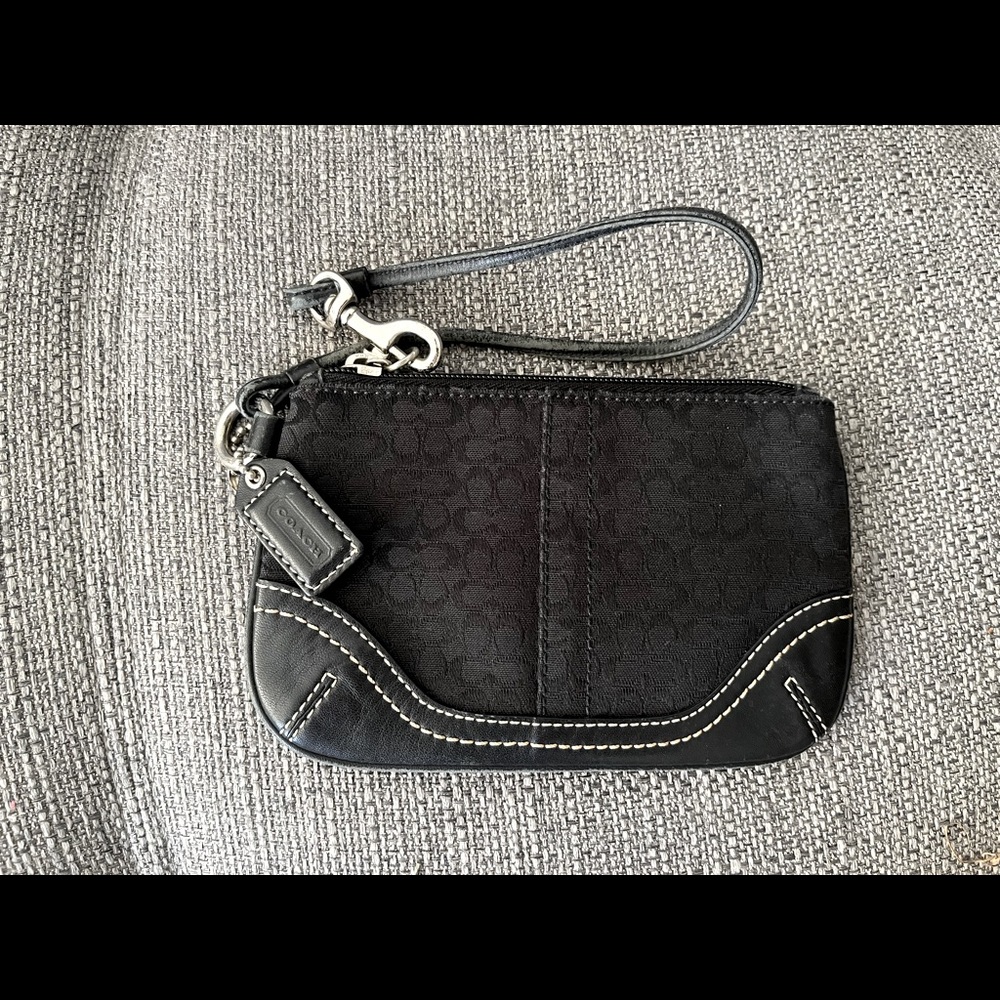 Authentic retail COACH wristlet